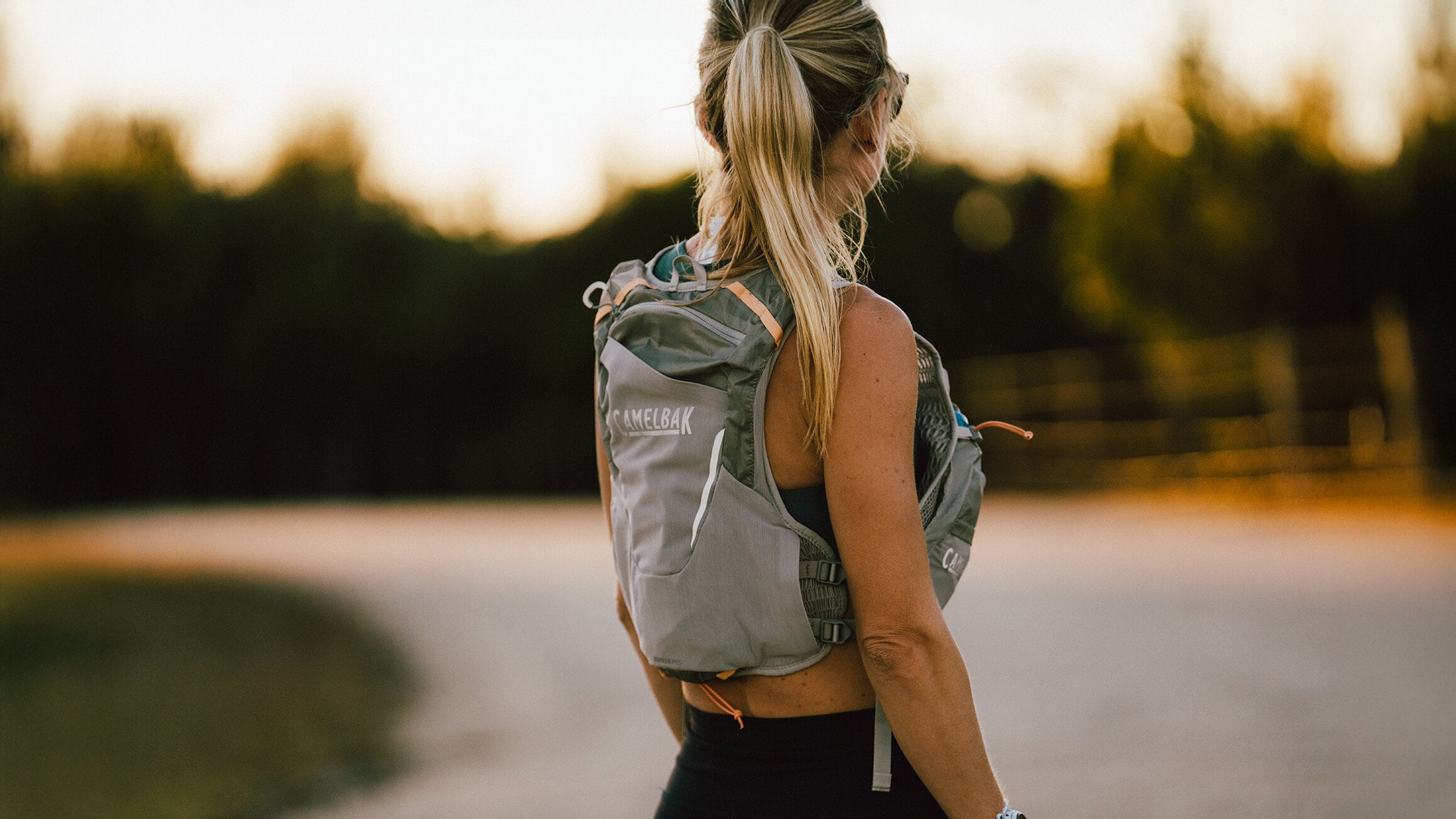 https://www.camelbak.se/pub_docs/files/CBK_SP25_Campaign_RUN_241211_CAMELBAK_TX_020413.JPG