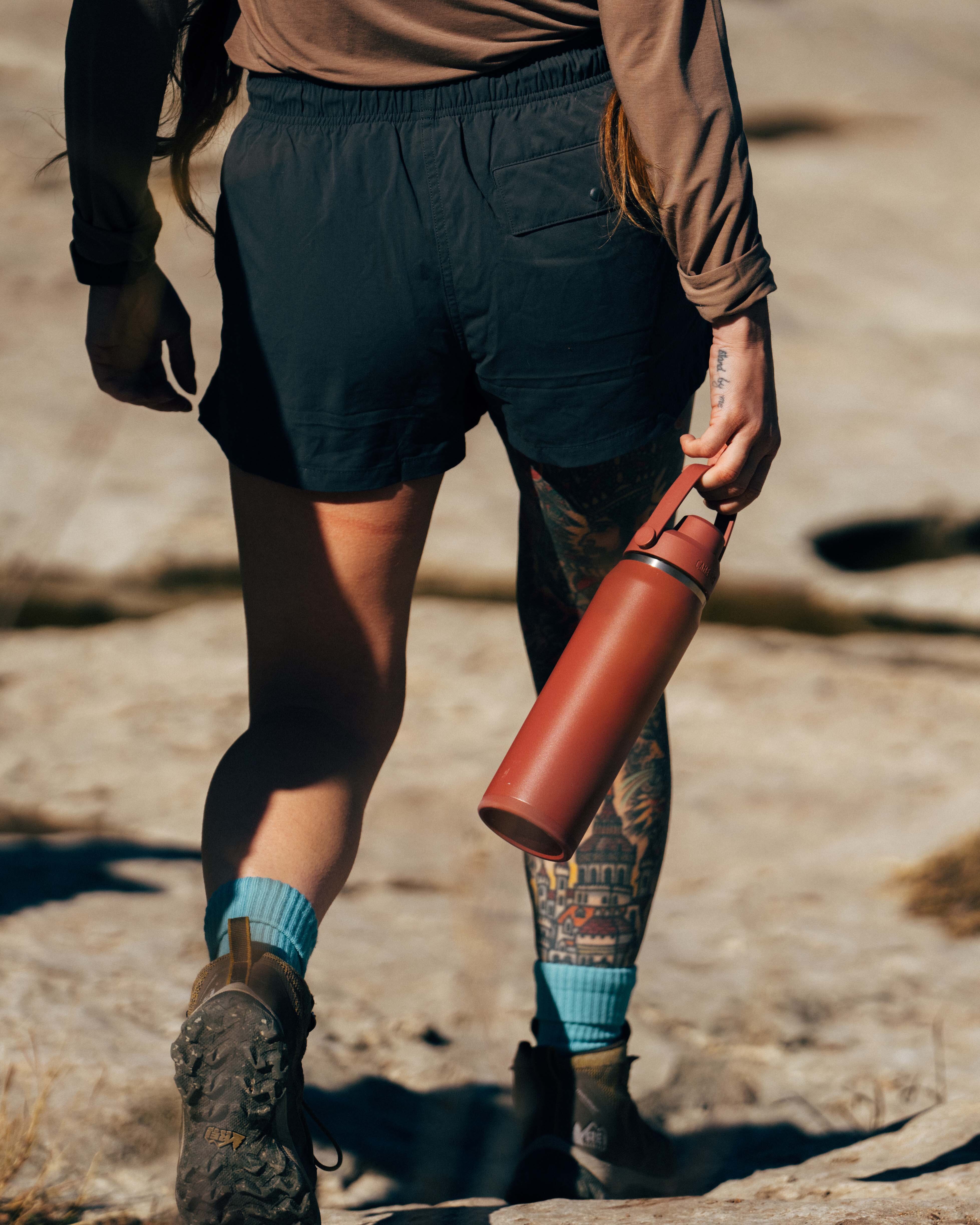 https://www.camelbak.se/pub_docs/files/CB_8x10.jpg