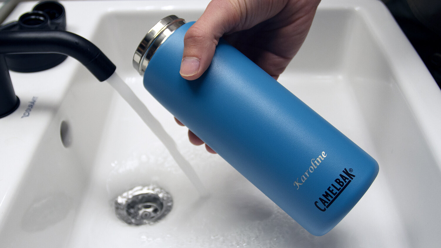 https://www.camelbak.se/pub_docs/files/Gravering/IMG_2338_web.jpg