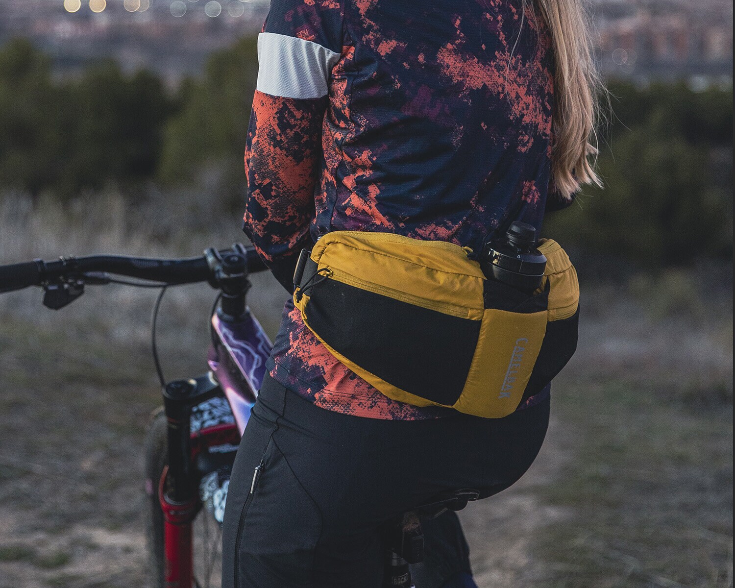 https://www.camelbak.se/pub_docs/files/Startsidan/_JM27024.jpg
