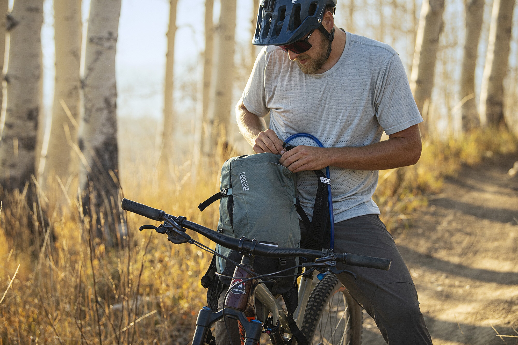 https://www.camelbak.se/pub_docs/files/VaskogrensavCamelbak/IMC_3644.jpg